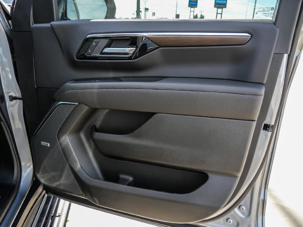 New 2026 Chevrolet Tahoe High Country AWD/4WD image 22