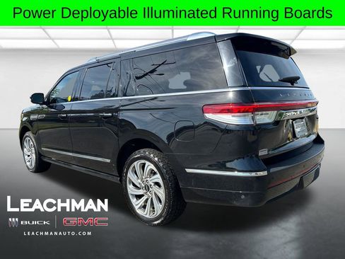 Used 2024 Lincoln Navigator L 4WD image 6