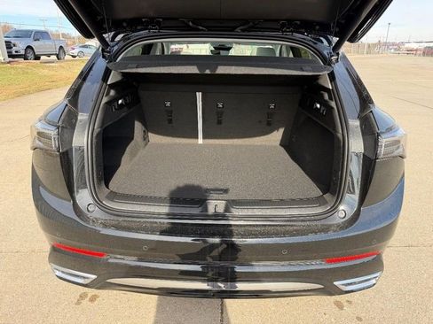 New 2026 Buick Envision Avenir image 5