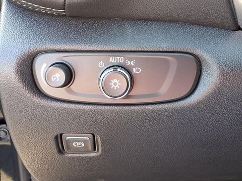 New 2026 Chevrolet Blazer LT image 10