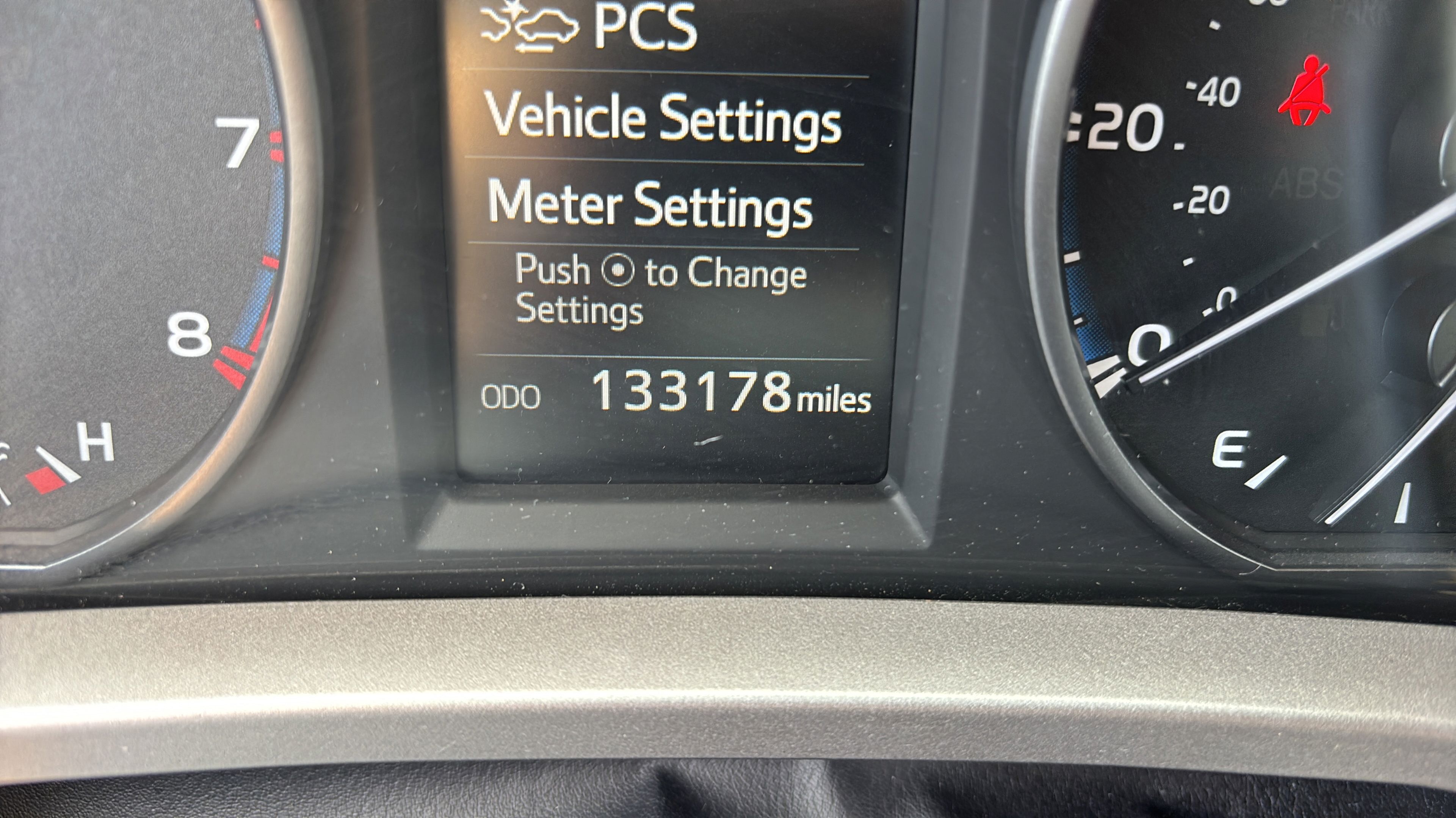 Used 2017 Toyota RAV4 LE FWD image 21