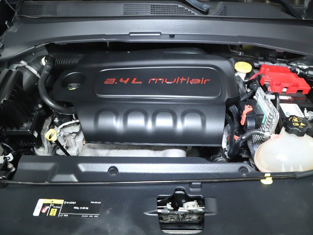 Used 2021 Jeep Compass Trailhawk AWD/4WD image 35