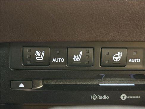 Used 2019 Lexus ES 350 Ultra Luxury image 8