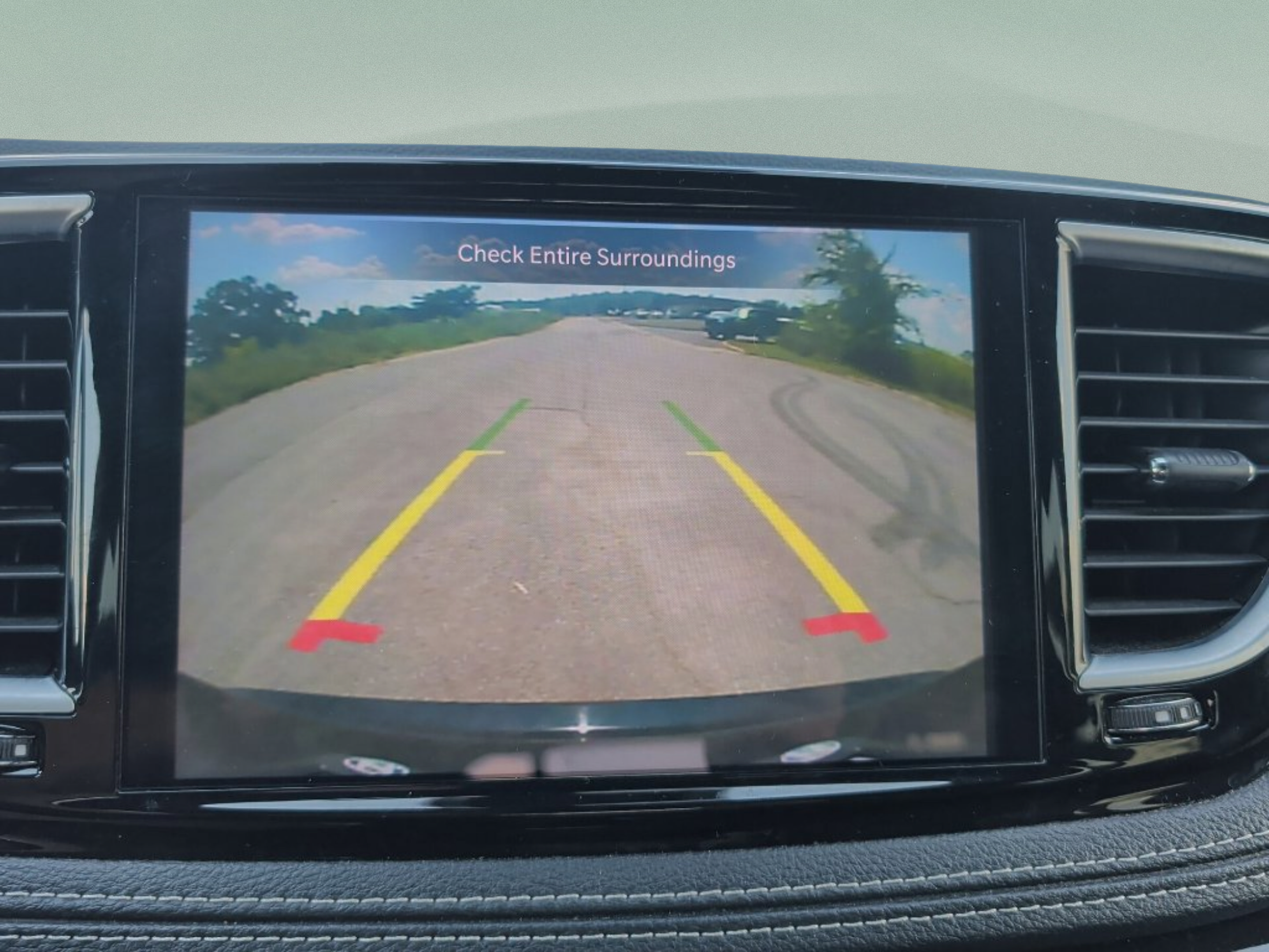 Used 2025 Chrysler Pacifica Limited FWD image 22