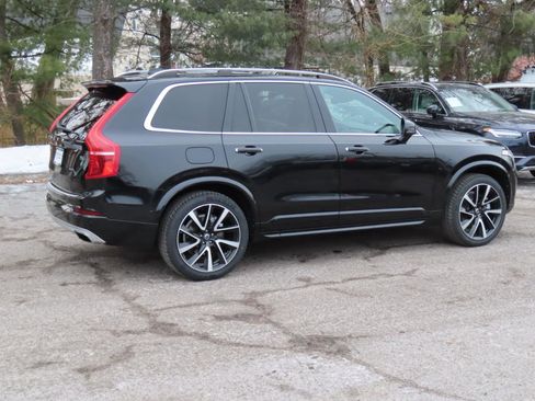 Used 2018 Volvo XC90 T6 Momentum w/ Convenience Package image 22