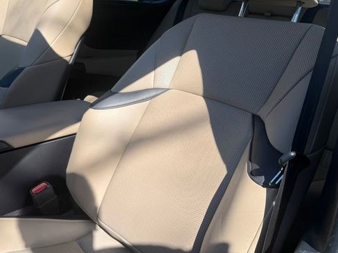 Used 2020 Lexus ES 350 w/ Premium Package FWD image 10