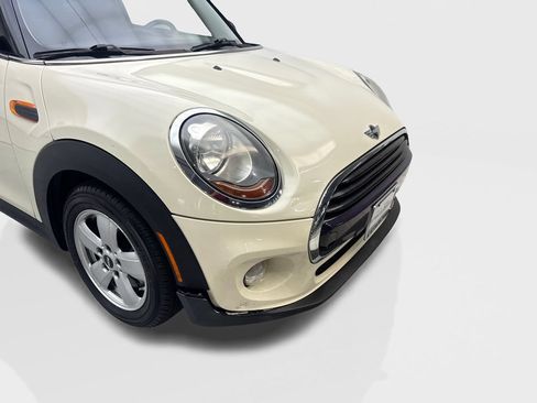 Used 2016 MINI Cooper 2-Door Hardtop FWD image 17