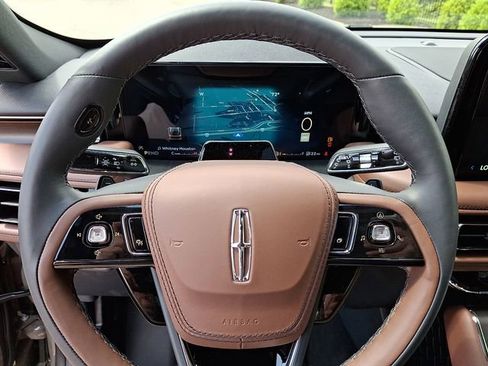 New 2026 Lincoln Aviator Reserve AWD/4WD image 10