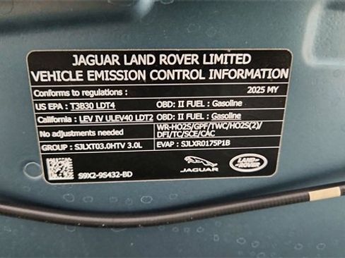 Used 2025 Land Rover Range Rover Sport Dynamic SE image 64