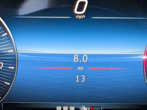 New 2025 Mercedes-Benz GLB 250 image 10