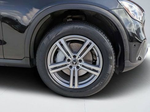 Used 2022 Mercedes-Benz GLC 300 4MATIC image 10