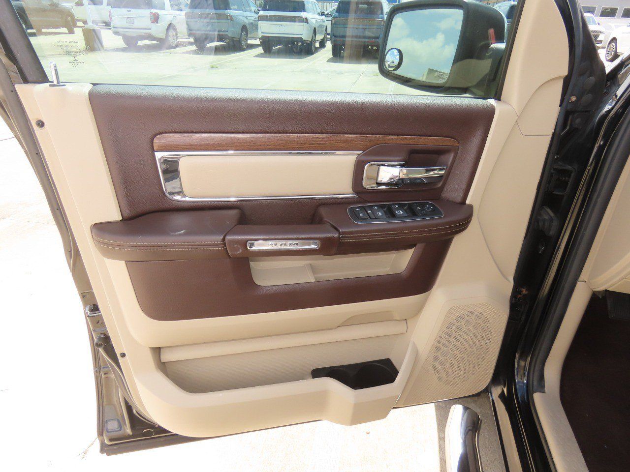 Used 2014 RAM 1500 Laramie w/ Convenience Group RWD image 22