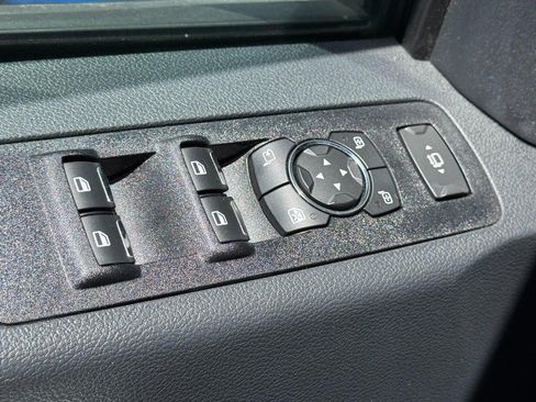 Used 2022 Ford F250 Lariat w/ Chrome Package AWD/4WD image 23