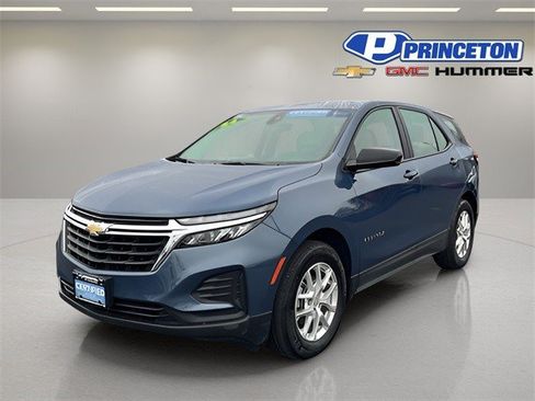 Certified 2024 Chevrolet Equinox LS image 3