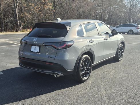 Certified 2025 Honda HR-V Sport image 2