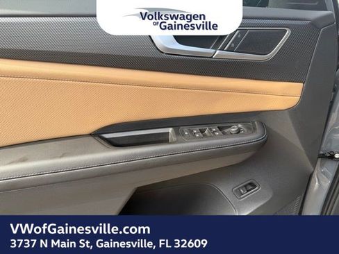 New 2026 Volkswagen Atlas Cross Sport SEL R-Line image 12