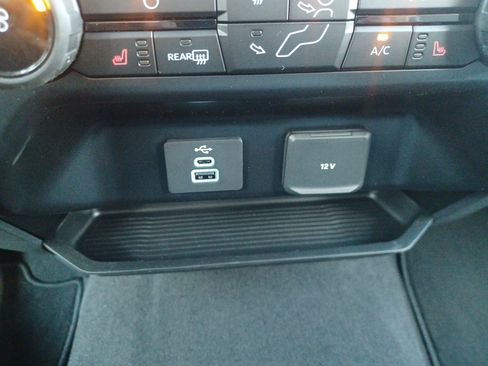 New 2026 Ford F250 XLT w/ XLT Premium Package image 29