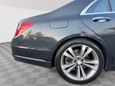 Used 2015 Mercedes-Benz S 550 4MATIC Sedan image 30