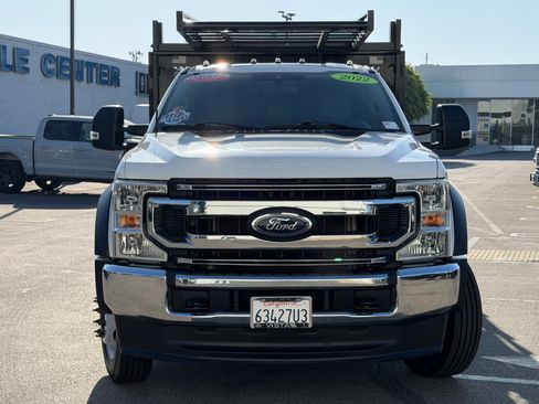 Certified 2022 Ford F550 2WD Crew Cab Super Duty w/ XLT Value Package image 2