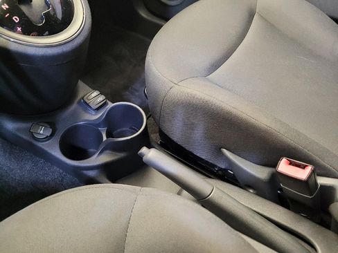 Used 2015 FIAT 500 Pop FWD image 26