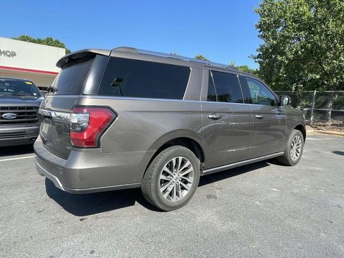 Used 2018 Ford Expedition Max Limited RWD image 9