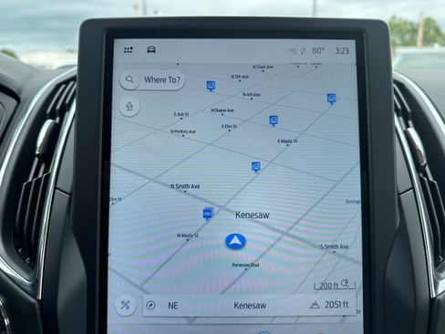 Used 2022 Ford Edge Titanium w/ Equipment Group 301A image 16