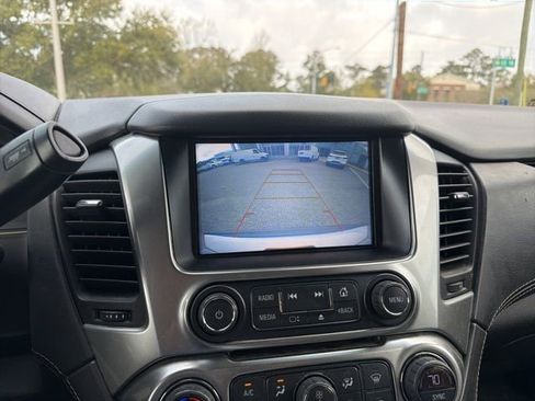 Used 2019 Chevrolet Tahoe LT image 18