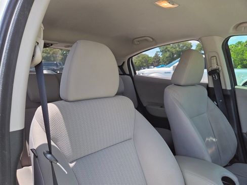 Used 2017 Honda HR-V LX image 16