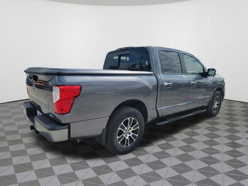 Used 2020 Nissan Titan SV RWD image 9