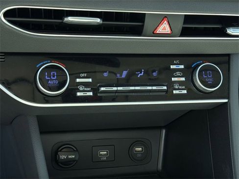 Used 2023 Hyundai Sonata SEL image 14