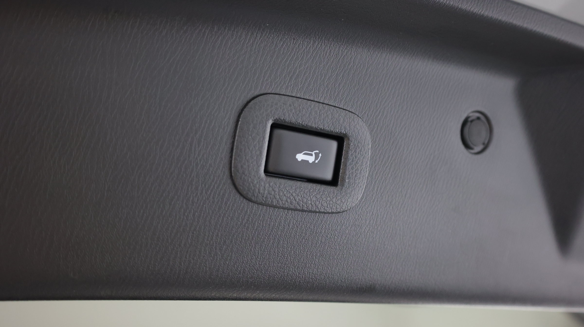 Used 2018 INFINITI QX80 4WD w/ Driver Assistance Package image 42