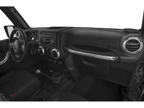 Used 2015 Jeep Wrangler Unlimited Sahara AWD/4WD image 10