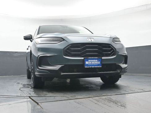 Certified 2024 Honda HR-V Sport image 36