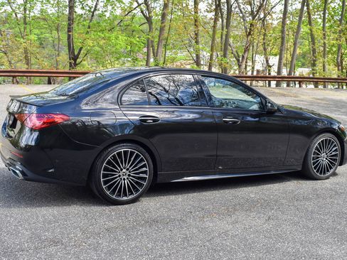 Used 2023 Mercedes-Benz C 300 4MATIC Sedan w/ Pinnacle Trim Package image 8
