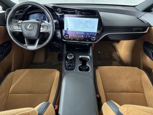 Used 2023 Lexus RZ 450e Premium image 26