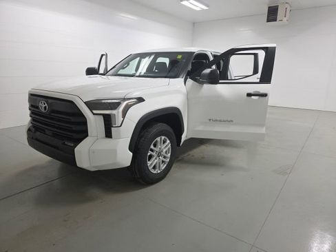 New 2026 Toyota Tundra SR5 AWD/4WD image 10