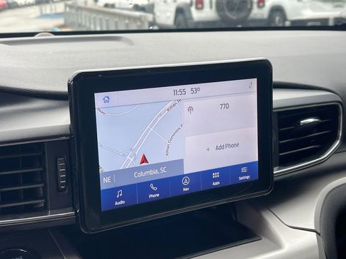 Used 2022 Ford Explorer XLT w/ Equipment Group 202A image 41