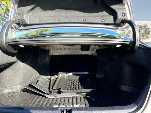 Used 2022 Toyota Camry LE image 25