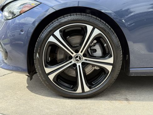 Used 2024 Mercedes-Benz C 300 Sedan image 12