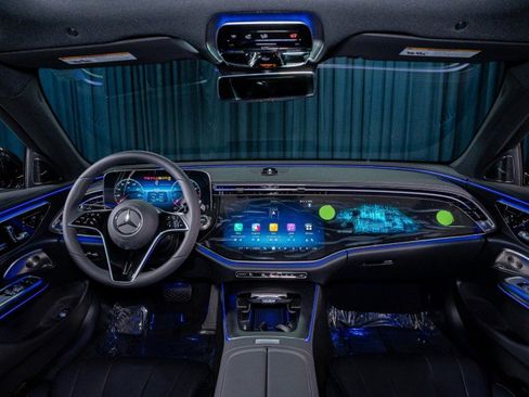 New 2026 Mercedes-Benz E 350 4MATIC Sedan image 14
