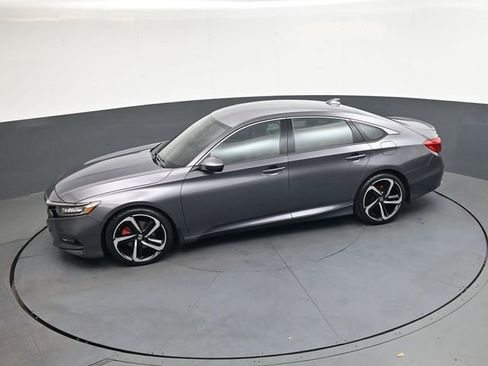 Used 2018 Honda Accord Sport image 26