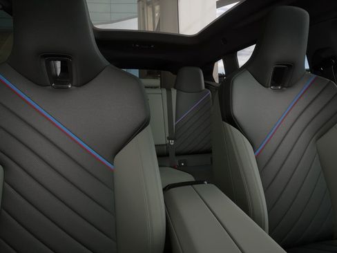 Used 2026 BMW iX xDrive45 w/ M Sport Package image 38