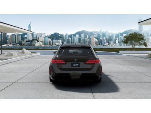New 2026 BMW M5 Touring AWD/4WD image 5