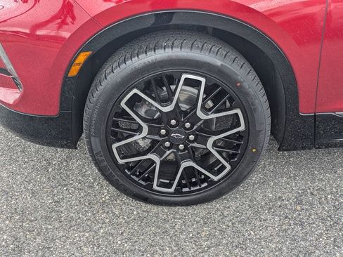 Certified 2023 Chevrolet Blazer RS w/ Driver Confidence II Package image 10