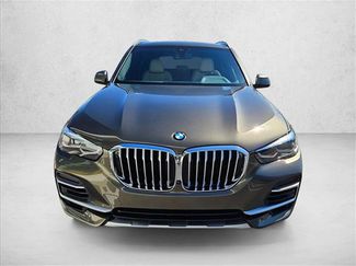 Used 2022 BMW X5 xDrive40i w/ Parking Assistance Package video 2