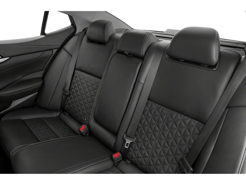 Used 2022 Nissan Maxima Platinum FWD image 11