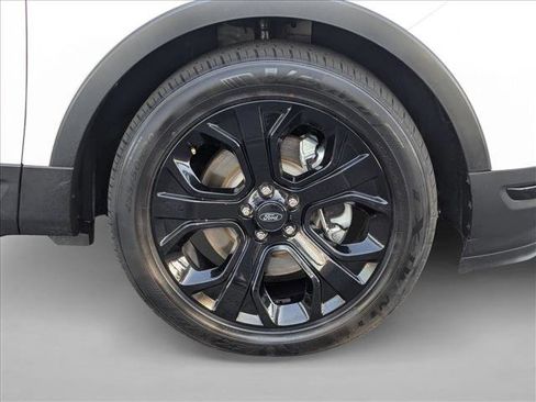 Used 2019 Ford Explorer Sport w/ Equipment Group 401A AWD/4WD image 22