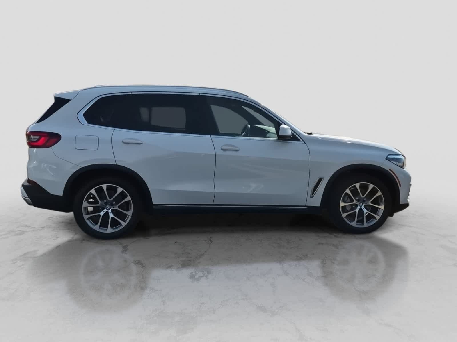 Used 2022 BMW X5 xDrive40i AWD/4WD image 9