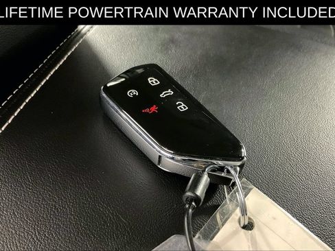 Used 2025 Volkswagen Atlas SE AWD/4WD image 14