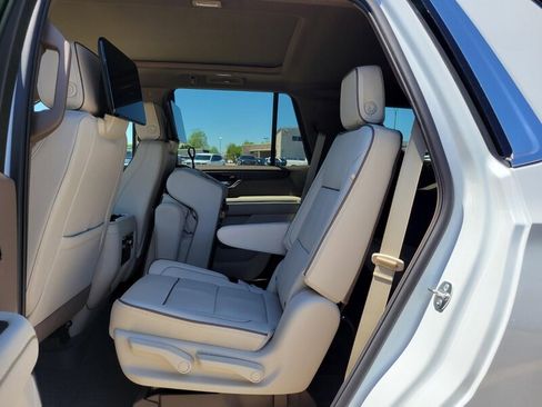 New 2026 GMC Yukon Denali w/ Denali Reserve Package RWD image 30